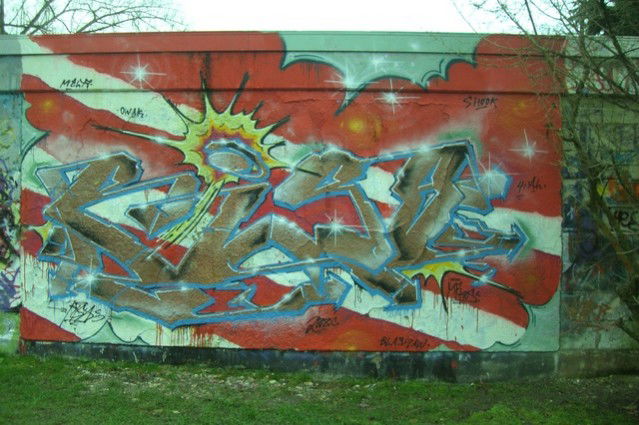 Graffiti in Weiden - Photo by schmierfink - ris8, kos, mf (2008)