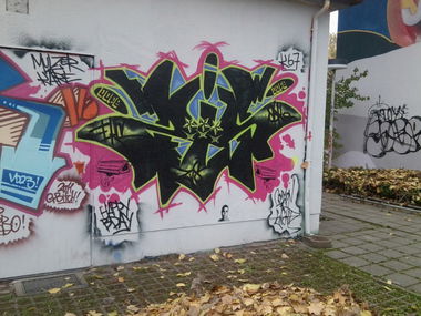 Graffiti in Weiden - Photo by schmierfink - zis, ekc, sbk (2011)