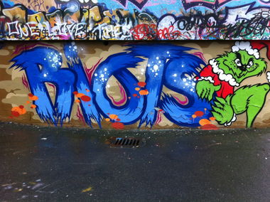 Graffiti in Weiden - Photo by schmierfink - weiden, legal, hall (2013)