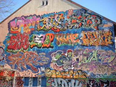 Graffiti in Weiden i.d.OPf - Photo by schmierfink - weiden, juz, legal (2003)