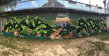 Graffiti Wall - Photo by schmierfink - manos, spar, 865 (2018)