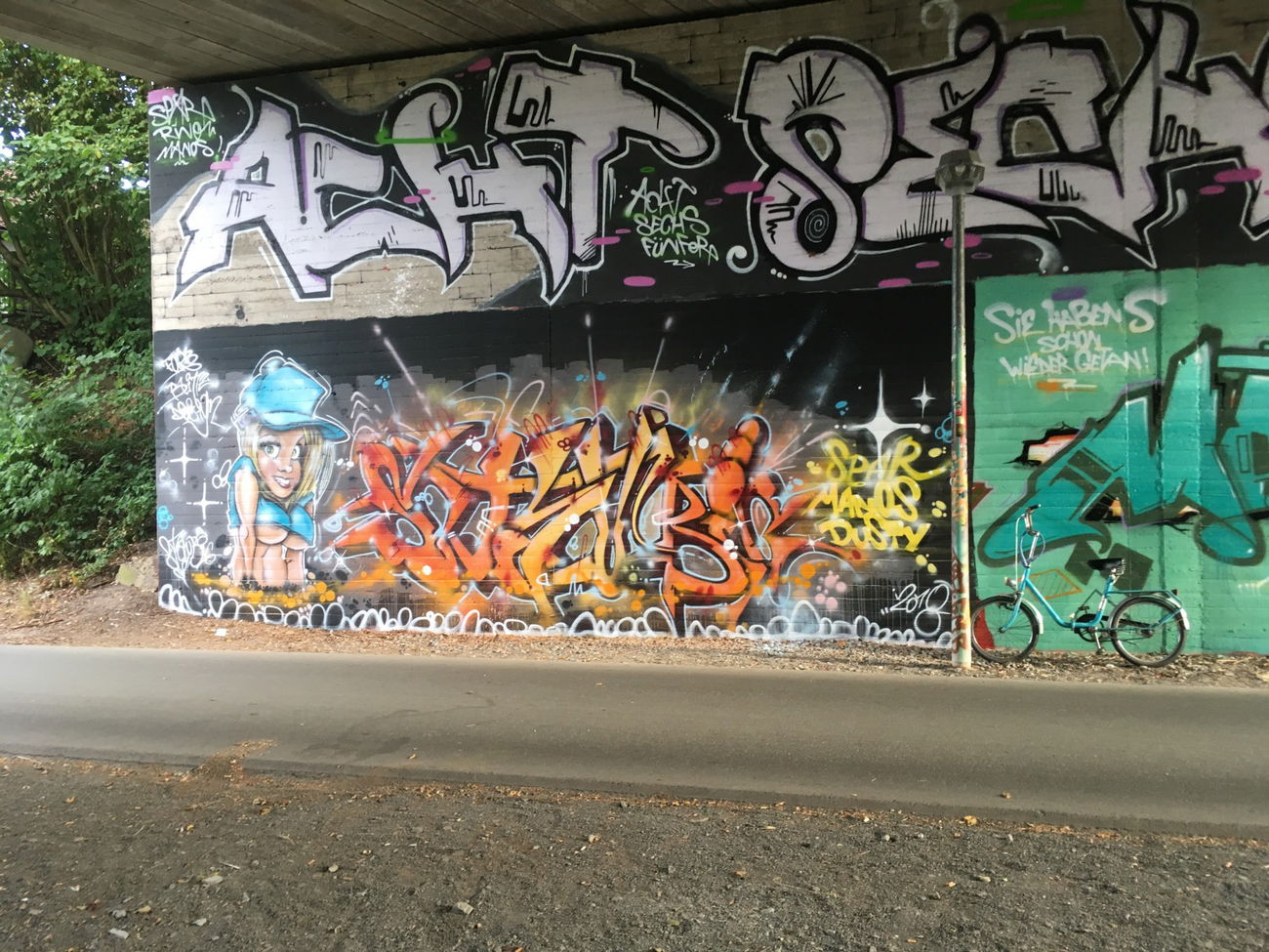Graffiti Wall - Photo by schmierfink - dusty (2018)