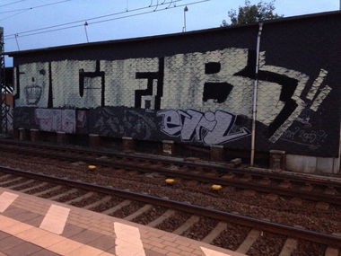 Graffiti Photo by schmierfink - evil, cfb, bahnhof
