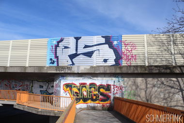 Graffiti Bombing - Photo by schmierfink1 - ps, tesk, rape