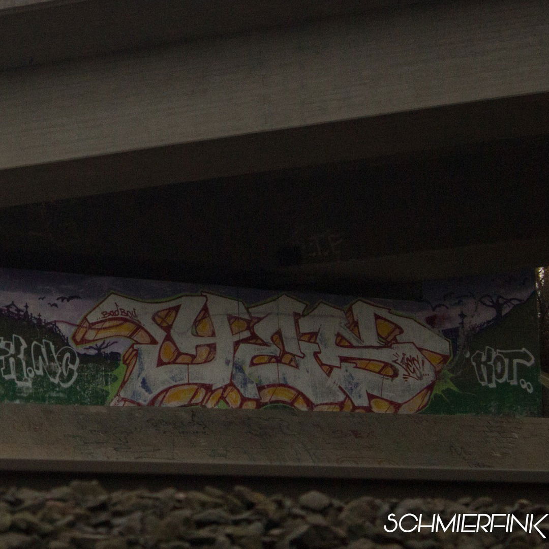 Graffiti Bombing - Photo by schmierfink1