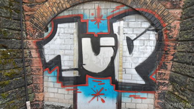 Graffiti Bombing - Photo by schmierfink1 - 1up, oneup, offenbach