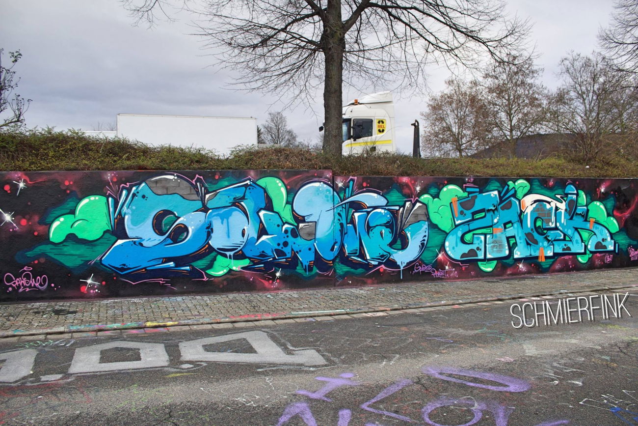 Graffiti Wall - Photo by schmierfink1