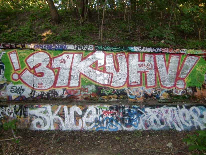 Graffiti Wall in Hamburg Berlin - Photo by schmierfinken - 31K, UHV, HAMBURG