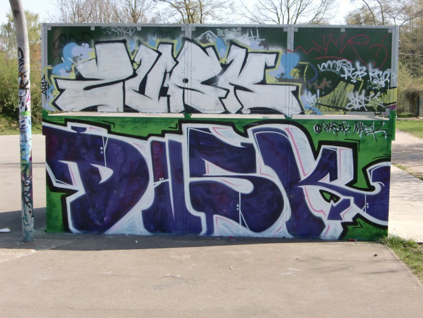 Graffiti Wall - Photo by schmierfinken