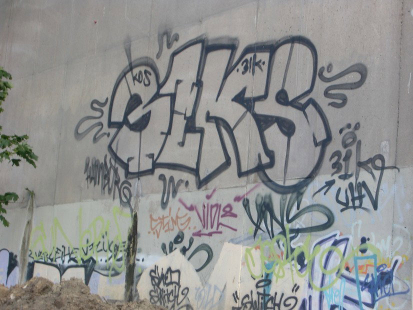Graffiti Wall - Photo by schmierfinken