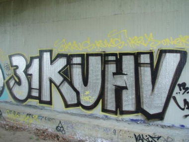 Graffiti Wall - Photo by schmierfinken - 31K, UHV