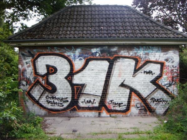Graffiti Wall - Photo by schmierfinken - 31K, CREW
