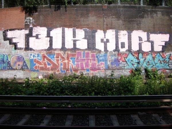 Graffiti Wall - Photo by schmierfinken - 31K, MOR