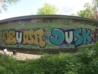 Graffiti Wall - Photo by schmierfinken - JEUNR, DUSK, 31K (2014)