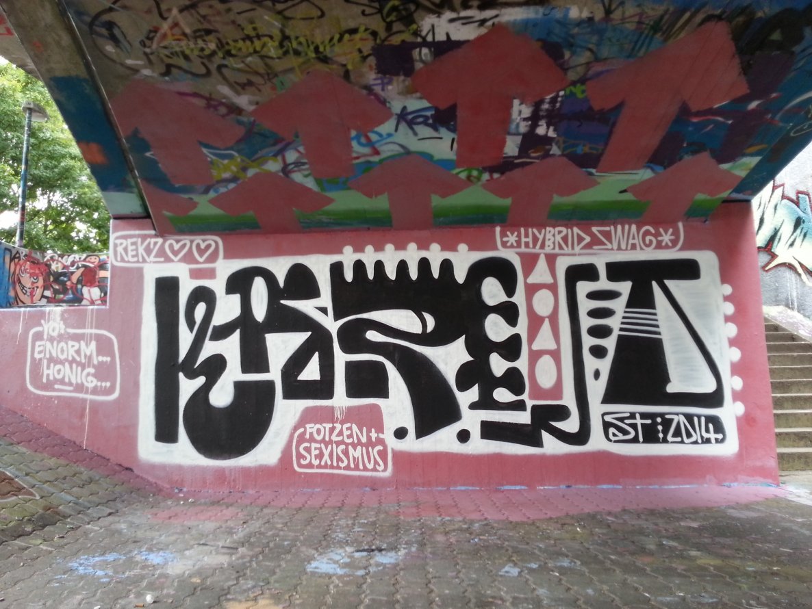 Graffiti Wall - Photo by schneiderspee