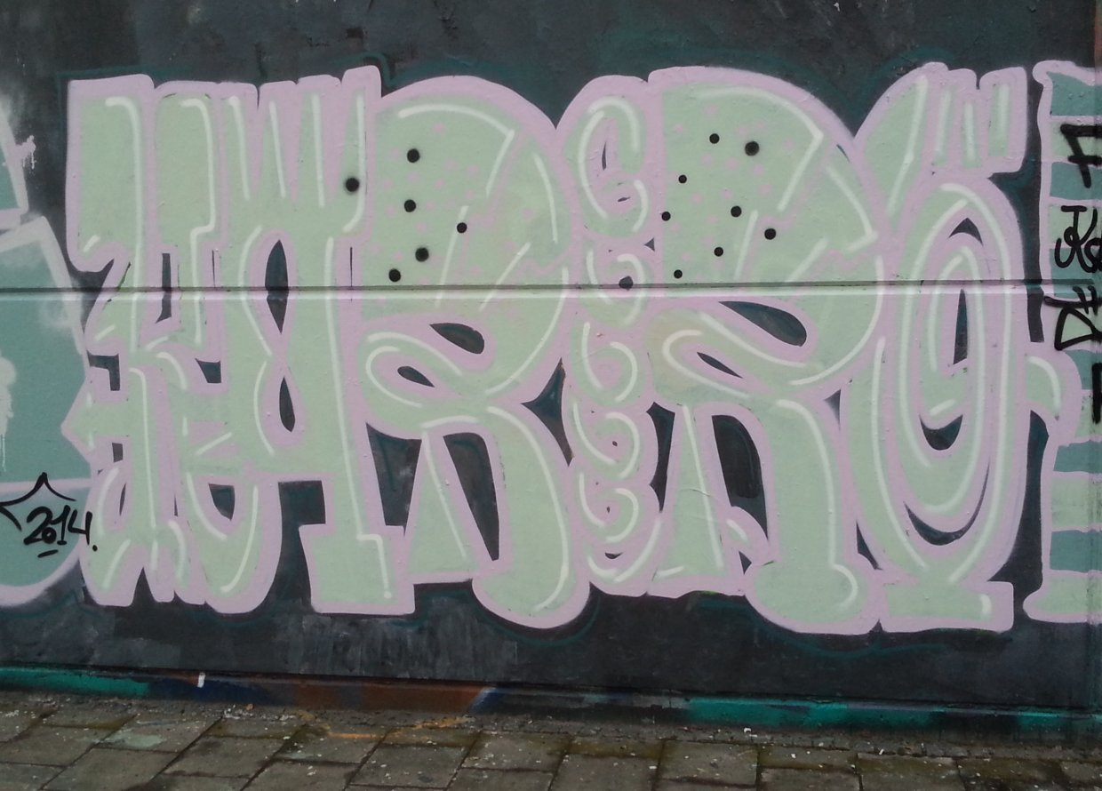 Graffiti Wall in Brazil - Photo by schneiderspee - Kare, Karero, Fuck (2015)