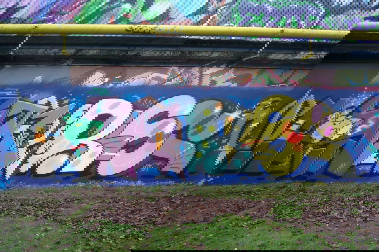 Graffiti Wall - Photo by schwarzanabu - Most, JBCB