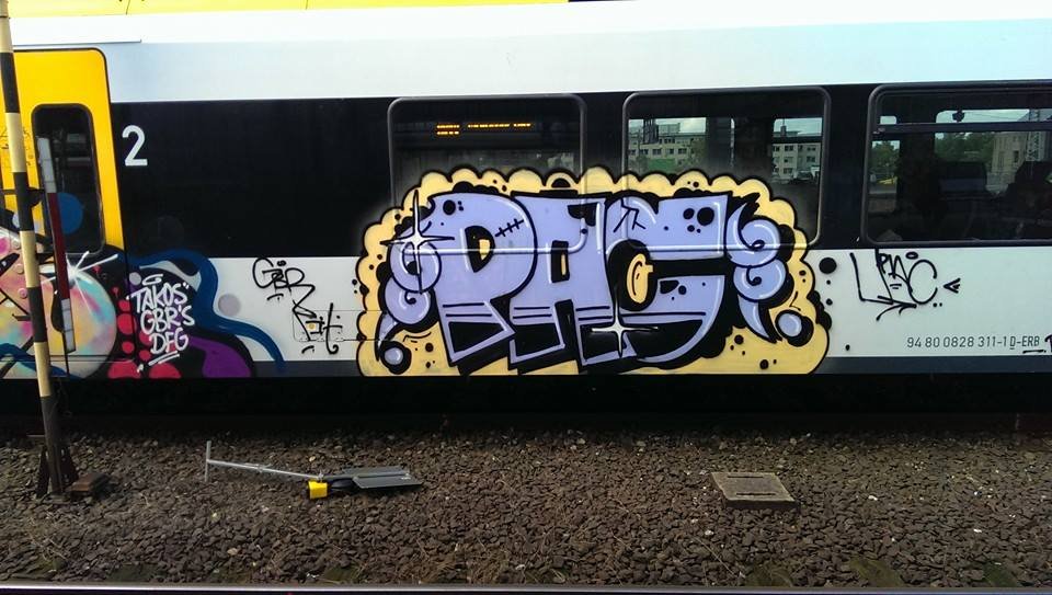 Graffiti Train - Photo by schwarzanabu - upac