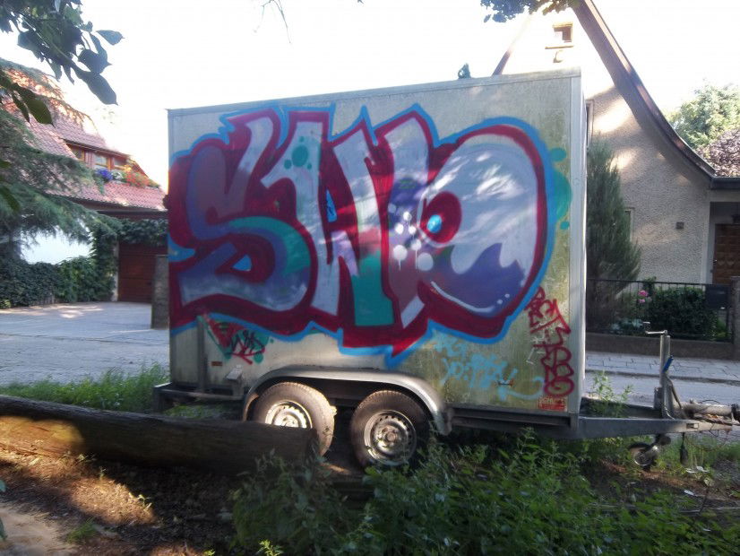 Graffiti Bombing in Potsdam - Photo by schwarzerpeter - paet, hios, swd (2012)