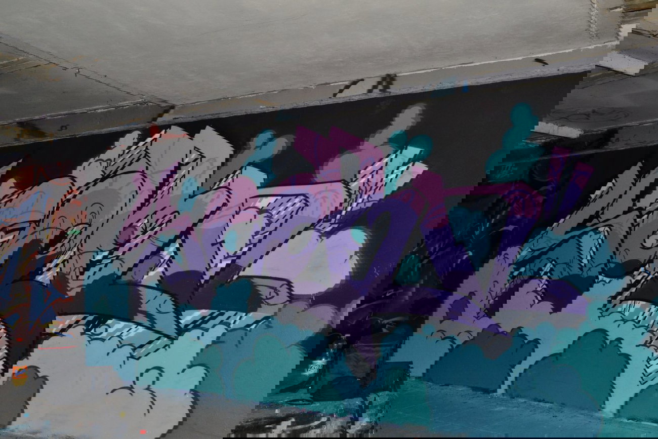 Graffiti Wall - Photo by scorn