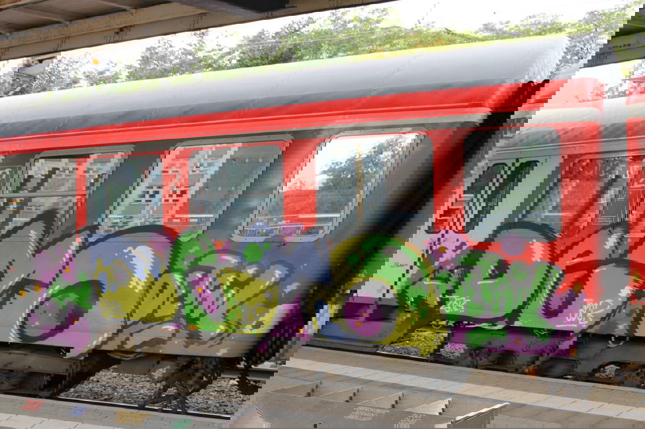 Graffiti Train in Neumünster - Photo by sdabfoe - demo (2013)