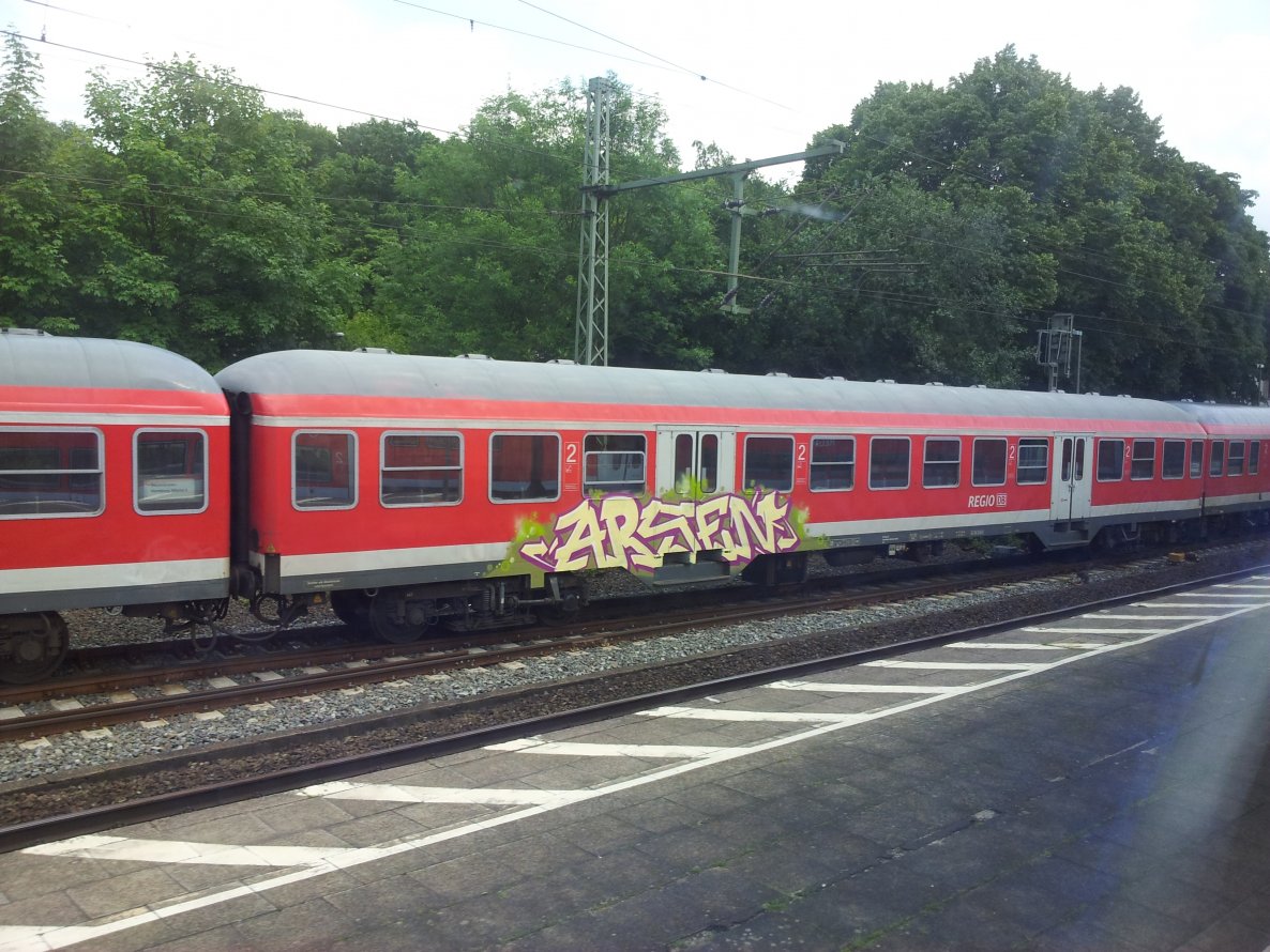 Graffiti Train - Photo by sdabfoe