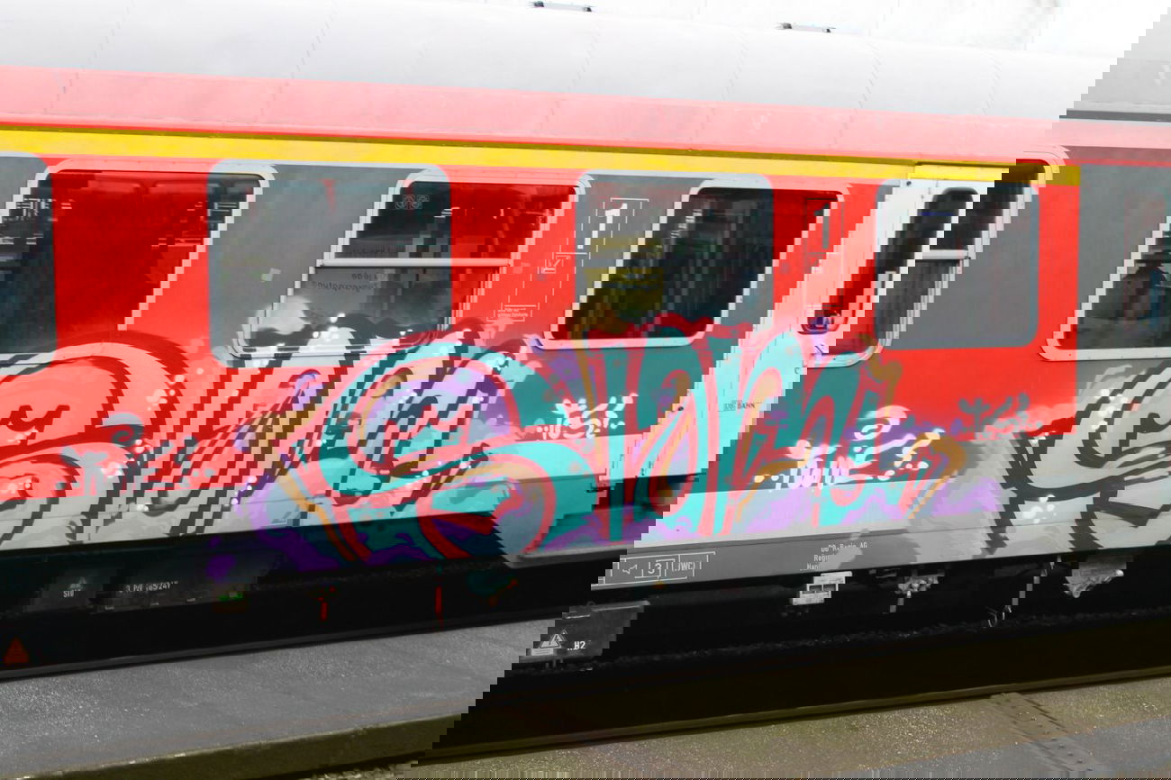 Graffiti Train in Hannover - Photo by sdabfoe - slam, tcs