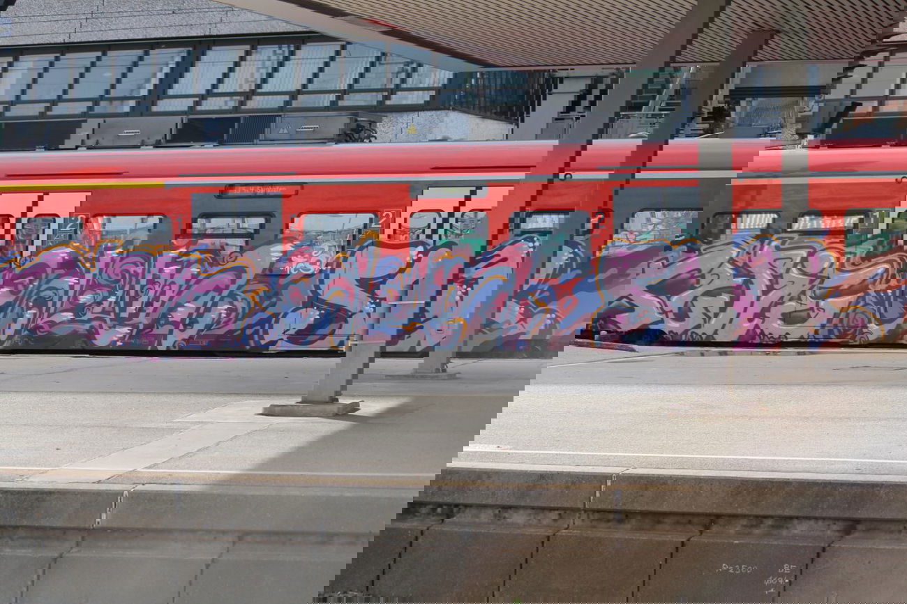 Graffiti Train in Hannover - Photo by sdabfoe - slam, tcs (2013)