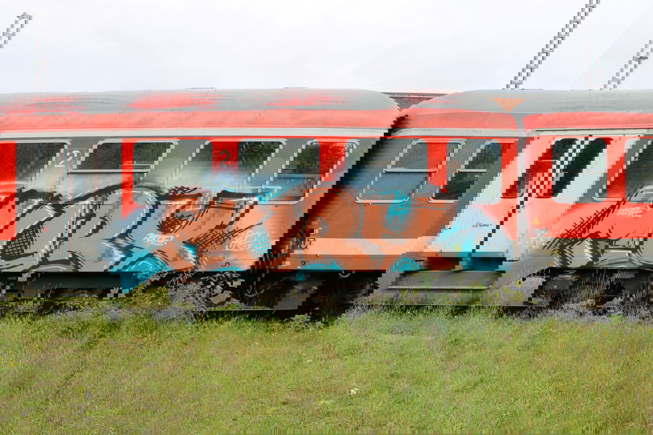 Graffiti Train in Kiel - Photo by sdabfoe - murx, yrz (2013)