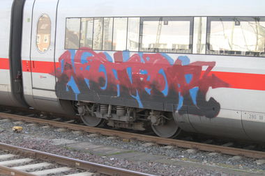 Graffiti Train in Hannover - Photo by sdabfoe - nomor, 180 (2013)