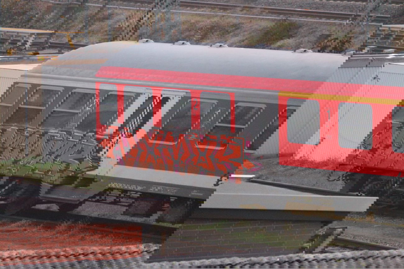 Graffiti Train in Kiel - Photo by sdabfoe - nomor, 180 (2013)