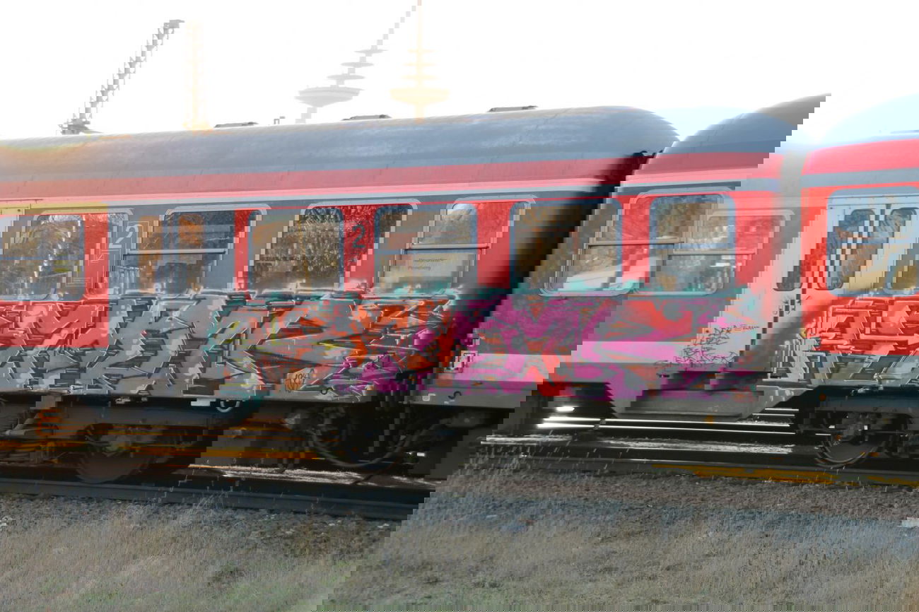 Graffiti Train in Kiel - Photo by sdabfoe - nomor, 180 (2013)