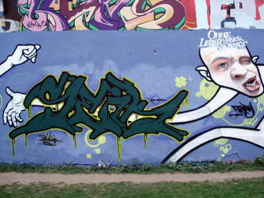 Graffiti Wall - Photo by seik - seik, seik77, tory
