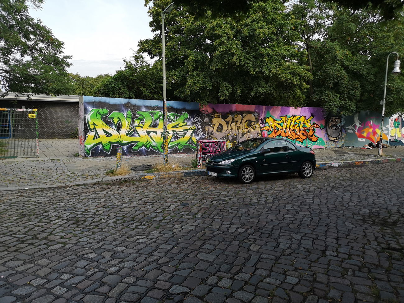 Graffiti Wall - Photo by seik - Duhs, Berlin, Neukölln (2019)