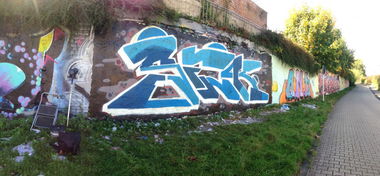 Graffiti Wall - Photo by sek2087