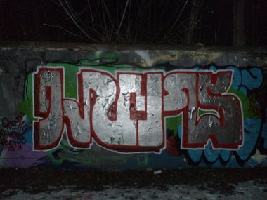 Graffiti Wall - Photo by sekretniy