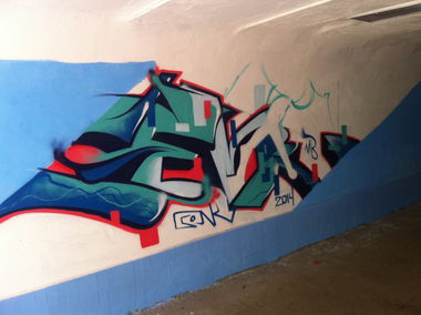 Graffiti Wall - Photo by senkizh - senk (2014)