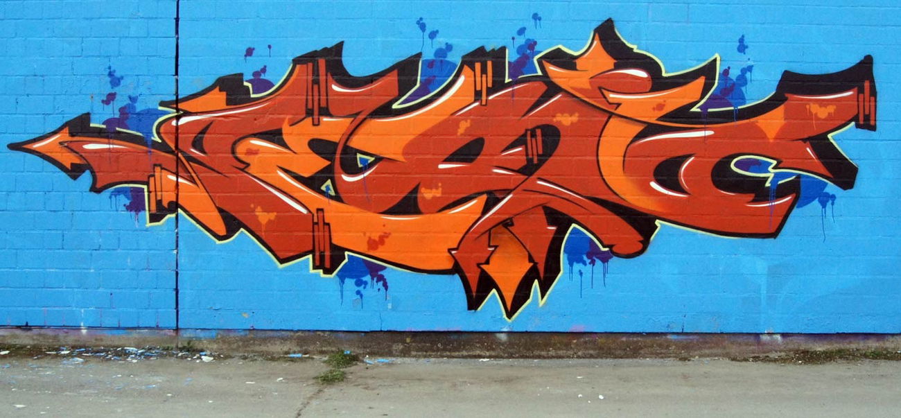Graffiti Wall - Photo by serio - Quicky (2012)