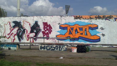 Graffiti Wall - Photo by sero1