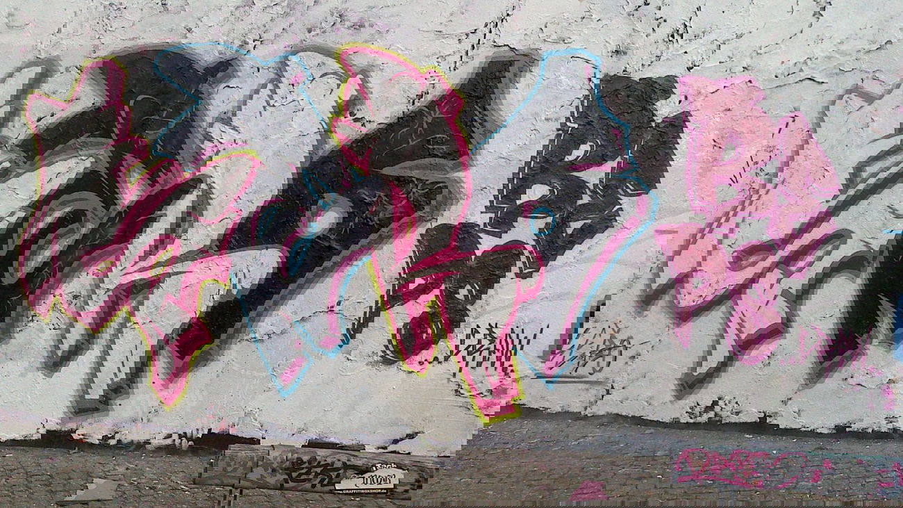 Graffiti Wall in Berlin - Photo by sero1