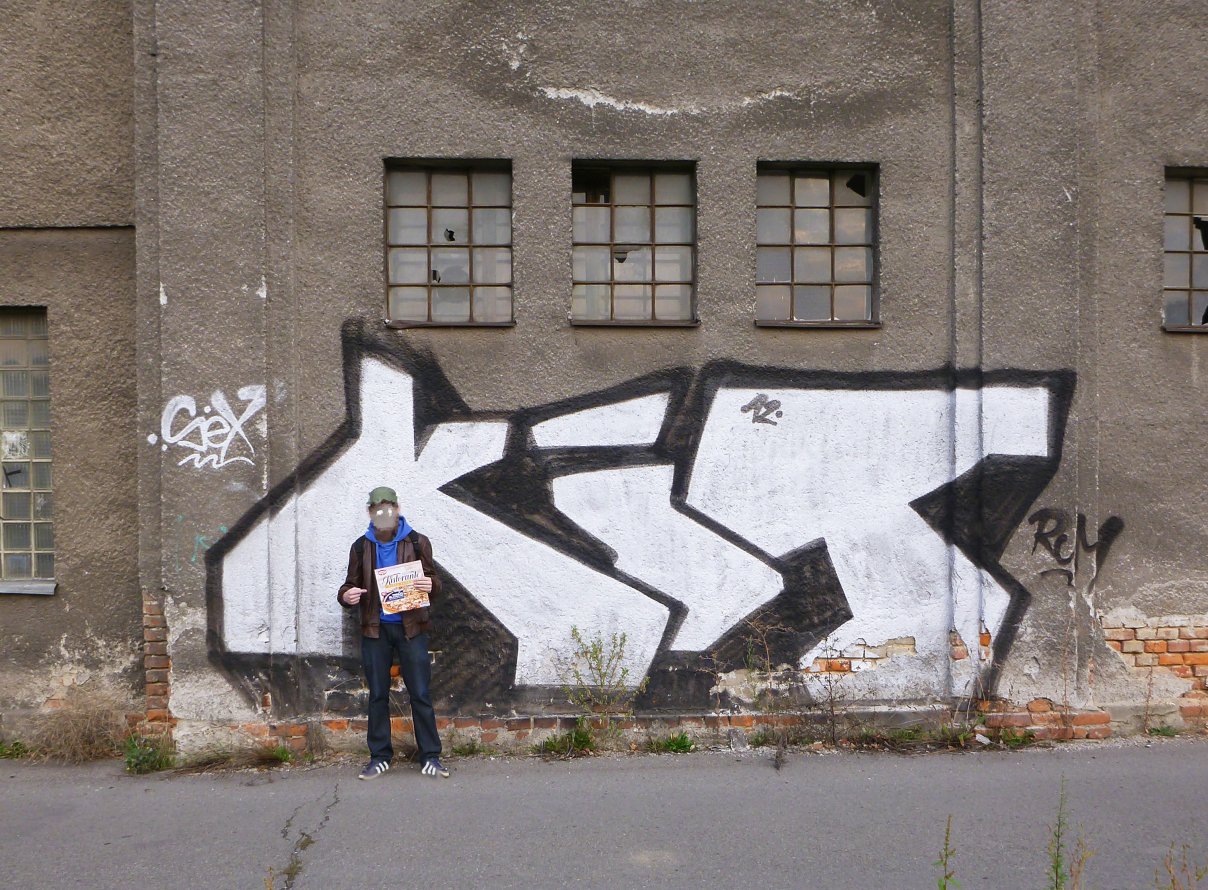 Graffiti Bombing in Ostrava - Photo by sexodus - seks, kit, pizzaman (2012)