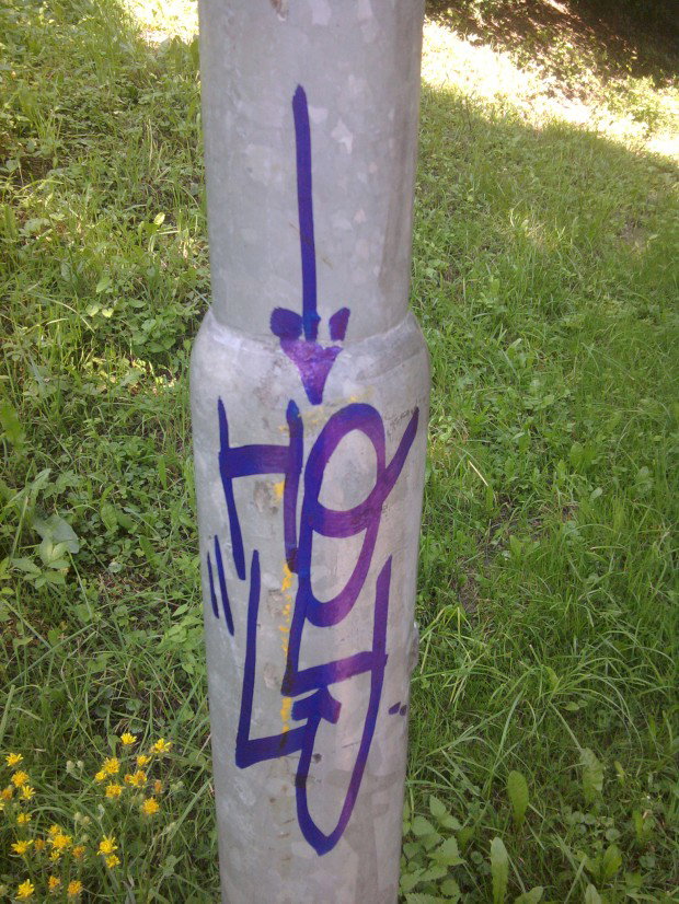 Graffiti Artwork - Photo by she1