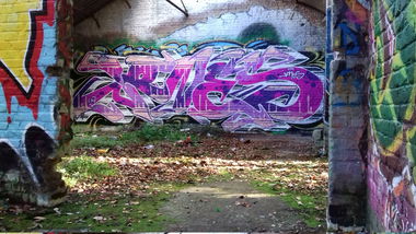 Graffiti Wall - Photo by shiver