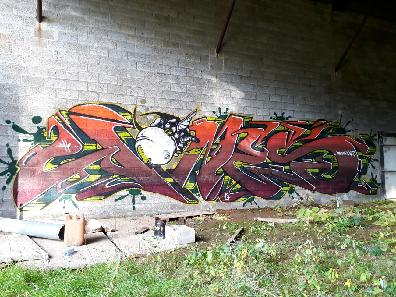 Graffiti Wall - Photo by shiver