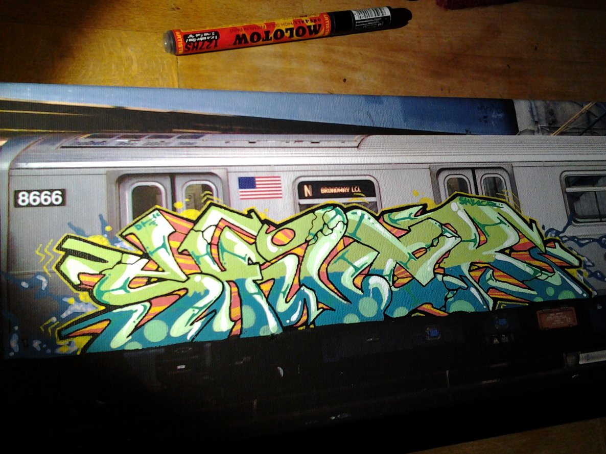 Graffiti Sketch - Photo by shiver