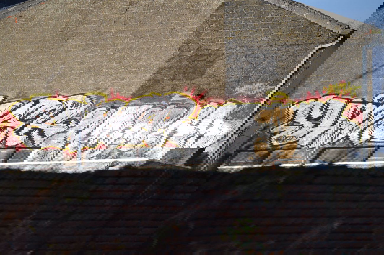 Graffiti Wall in Hasselt - Photo by shiver - shiver, switch (2013)