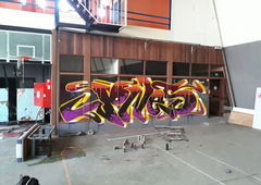 Graffiti Wall - Photo by shiver