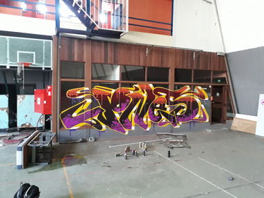 Graffiti Wall - Photo by shiver