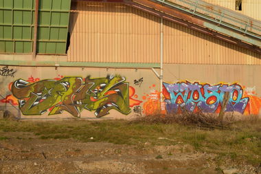 Graffiti Wall - Photo by shiver (2015)