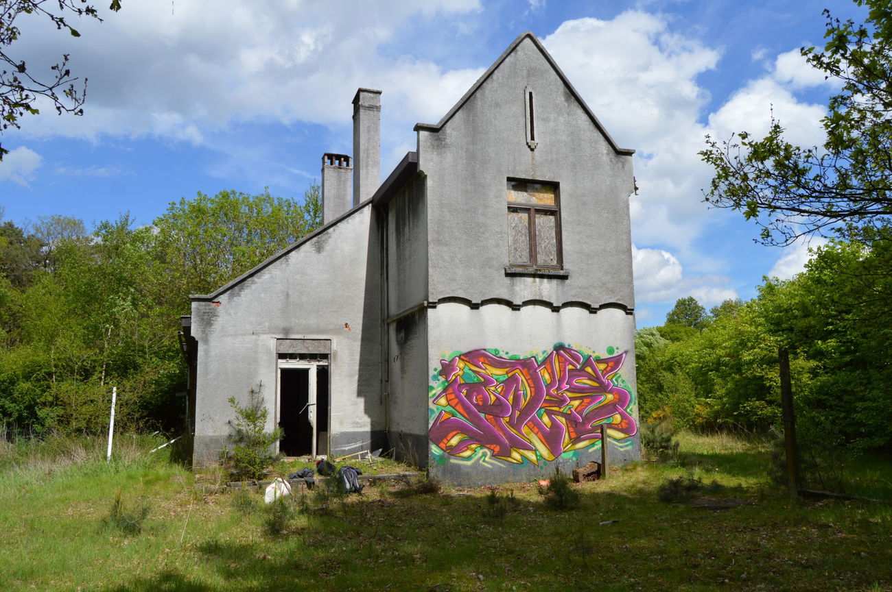 Graffiti Wall - Photo by shiver - jones, belgium, dhc (2017)